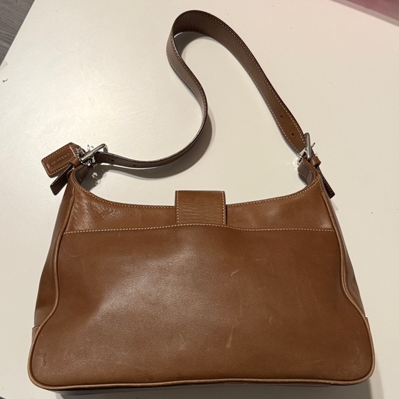 Coach Elegant Brown Leather Shoulder Bag The Coach Hamptons 7789 Hobo bag - Picture 7 of 14